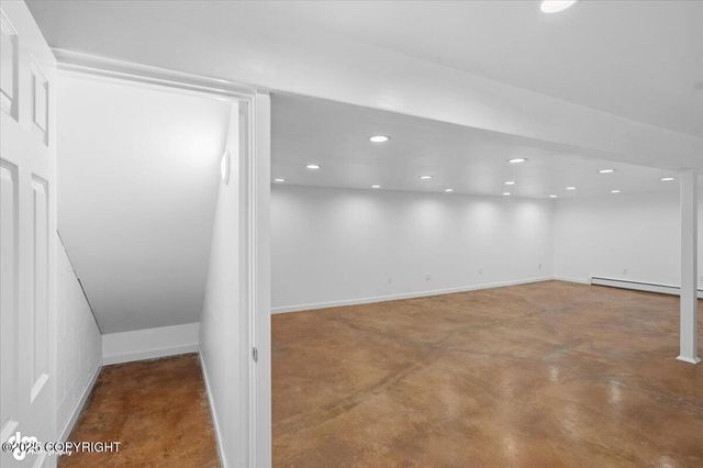 3327 Wentworth Street, Anchorage, AK 99508