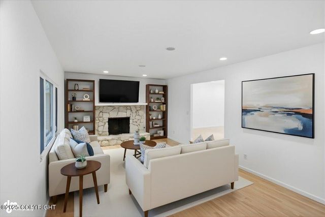 3327 Wentworth Street, Anchorage, AK 99508