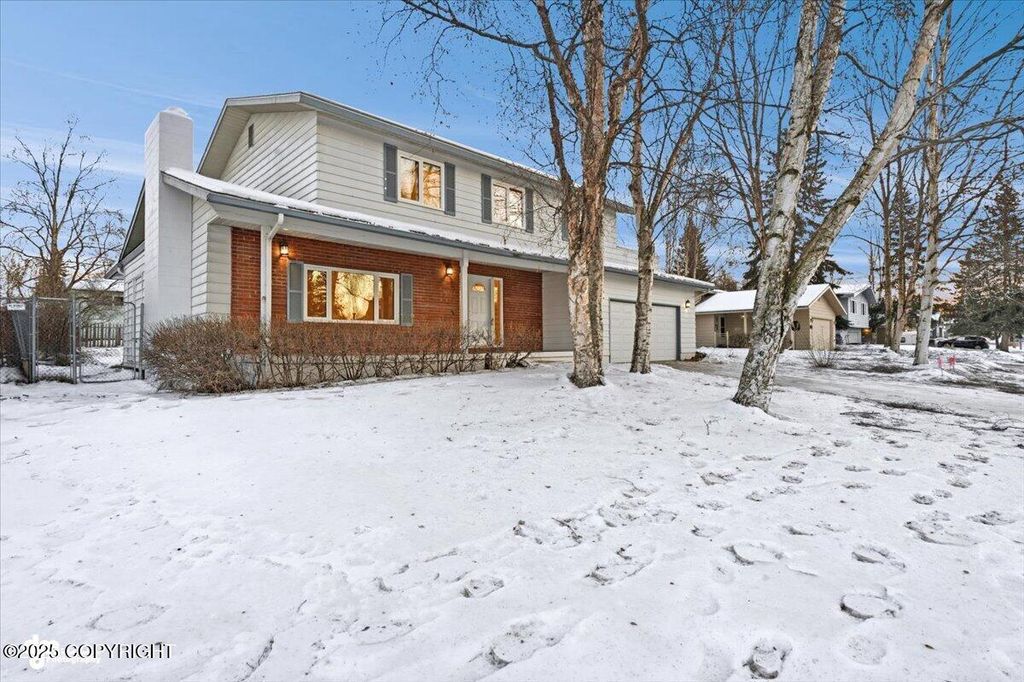 3327 Wentworth Street, Anchorage, AK 99508