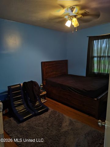 214 Oak Park Drive, Pearl, MS 39208