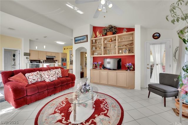 2808 Tumble Creek Court, Las Vegas, NV 89134