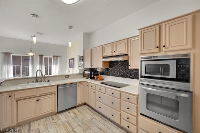 2808 Tumble Creek Court, Las Vegas, NV 89134