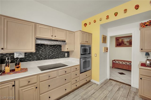 2808 Tumble Creek Court, Las Vegas, NV 89134