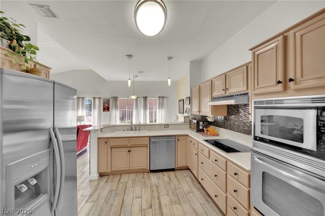 2808 Tumble Creek Court, Las Vegas, NV 89134