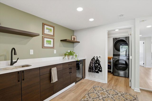 877 E PHILIP DR, Phoenixville, PA 19460
