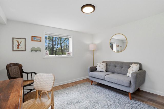 877 E PHILIP DR, Phoenixville, PA 19460