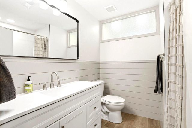 877 E PHILIP DR, Phoenixville, PA 19460