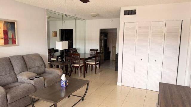 5 Abbey Lane 104, Delray Beach, FL 33446