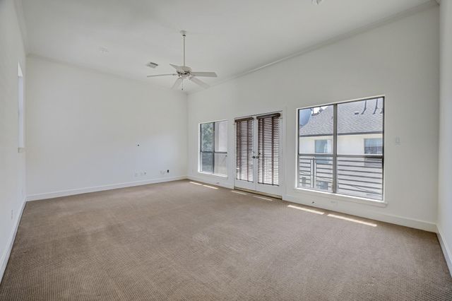 6303 Pickens Street B, Houston, TX 77007