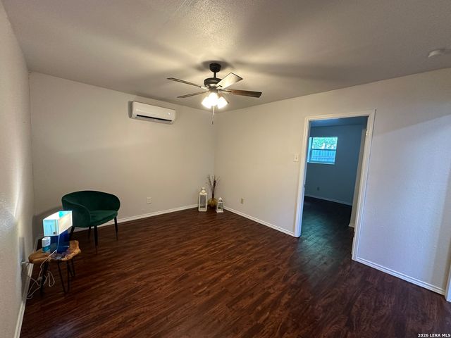 1619 Nolan B, San Antonio, TX 78202