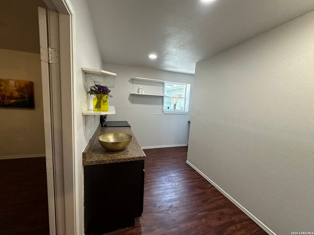 1619 Nolan B, San Antonio, TX 78202