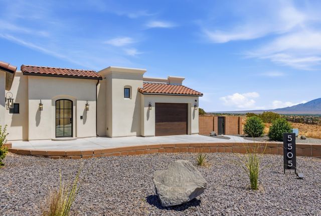 5505 Valiente Road NW, Albuquerque, NM 87120