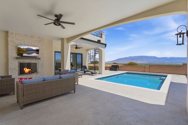 5505 Valiente Road NW, Albuquerque, NM 87120