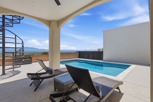 5505 Valiente Road NW, Albuquerque, NM 87120