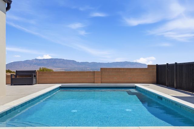 5505 Valiente Road NW, Albuquerque, NM 87120
