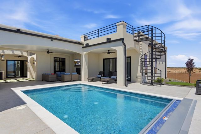5505 Valiente Road NW, Albuquerque, NM 87120
