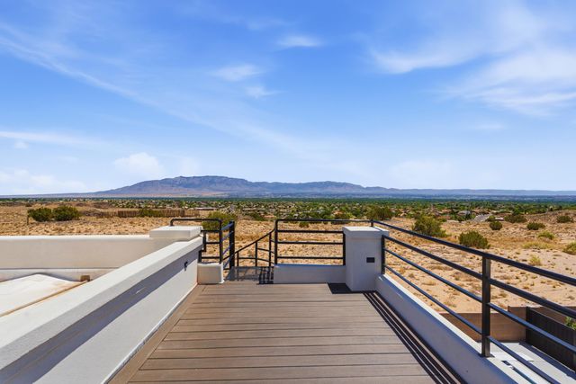 5505 Valiente Road NW, Albuquerque, NM 87120