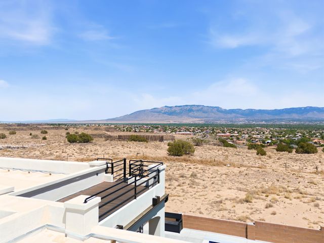 5505 Valiente Road NW, Albuquerque, NM 87120