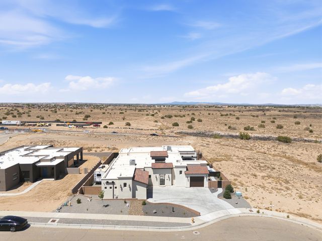 5505 Valiente Road NW, Albuquerque, NM 87120