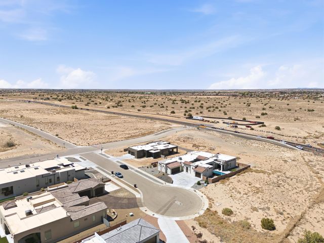 5505 Valiente Road NW, Albuquerque, NM 87120