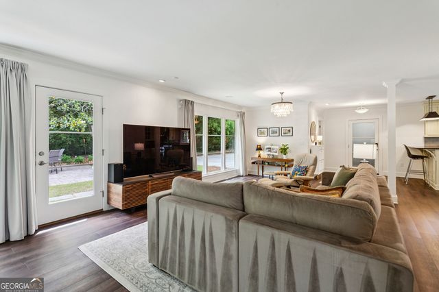 3805 Ivy Lane NE, Atlanta, GA 30342