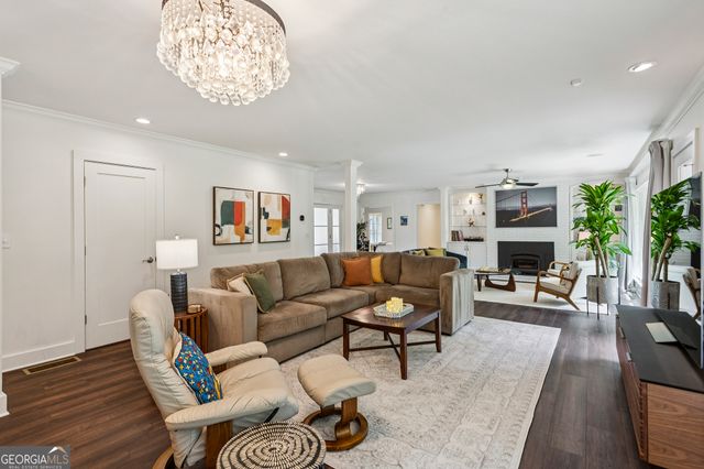 3805 Ivy Lane NE, Atlanta, GA 30342