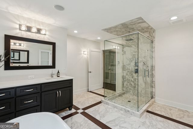 3805 Ivy Lane NE, Atlanta, GA 30342