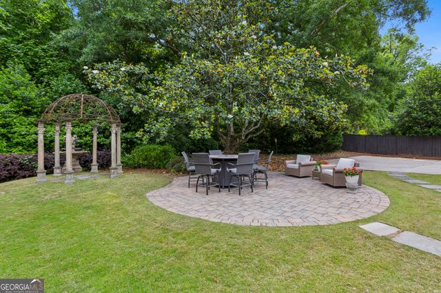 3805 Ivy Lane NE, Atlanta, GA 30342