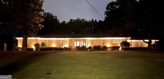 3805 Ivy Lane NE, Atlanta, GA 30342