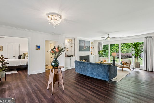3805 Ivy Lane NE, Atlanta, GA 30342