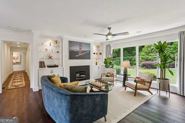 3805 Ivy Lane NE, Atlanta, GA 30342