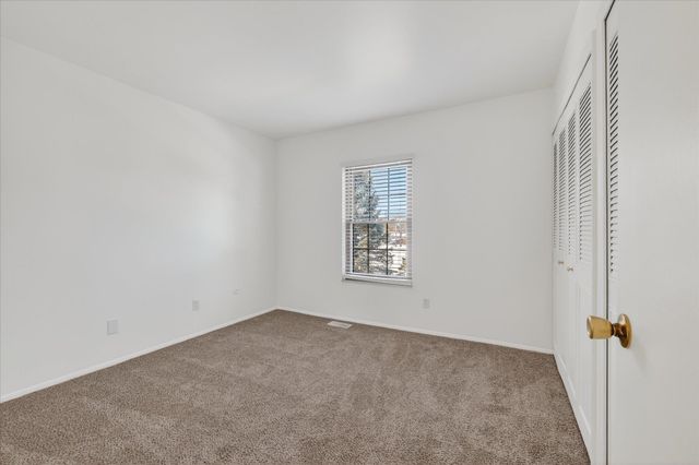 35132 N Bay Circle 16, Harrison Twp, MI 48045