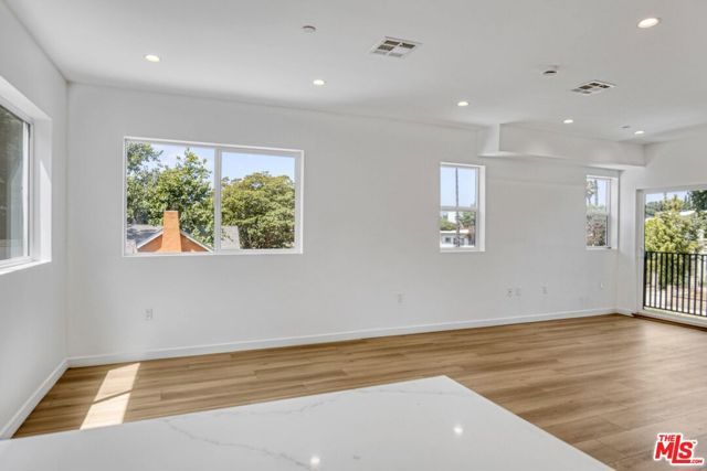 10828 Hesby Street, North Hollywood (los Angeles), CA 91601