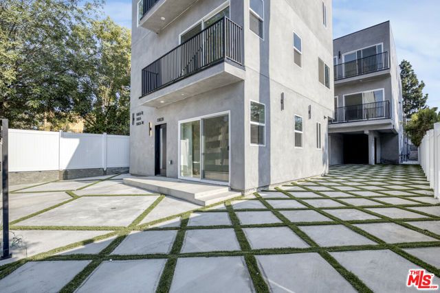 10828 Hesby Street, North Hollywood (los Angeles), CA 91601
