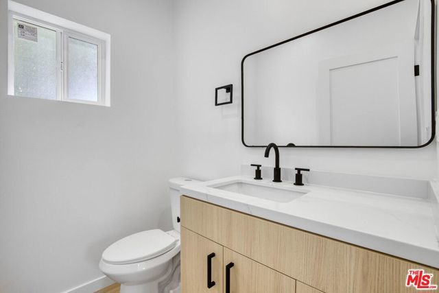10828 Hesby Street, North Hollywood (los Angeles), CA 91601