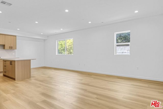 10828 Hesby Street, North Hollywood (los Angeles), CA 91601