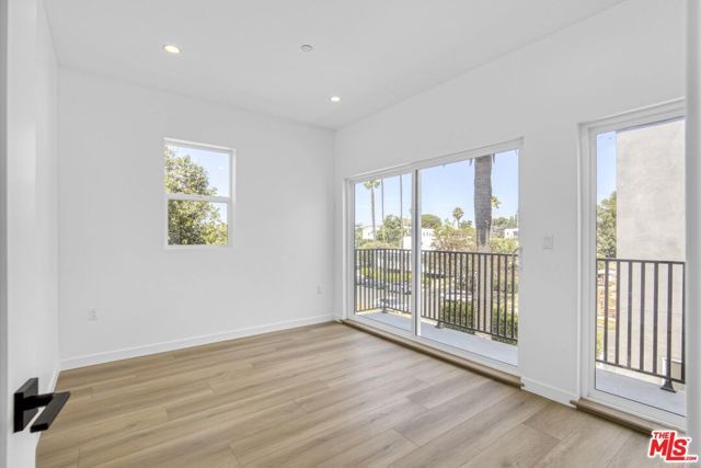 10828 Hesby Street, North Hollywood (los Angeles), CA 91601