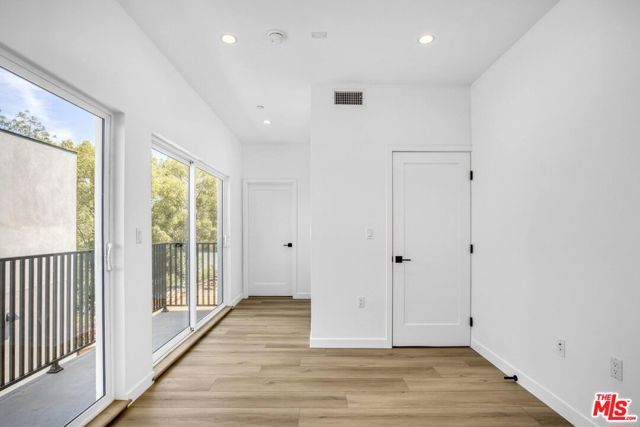 10828 Hesby Street, North Hollywood (los Angeles), CA 91601