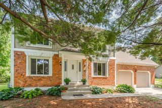 1504 NW Weatherstone Drive, Blue Springs, MO 64015