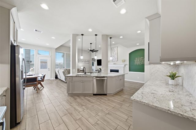 30302 Iris Circle Court, Brookshire, TX 77423
