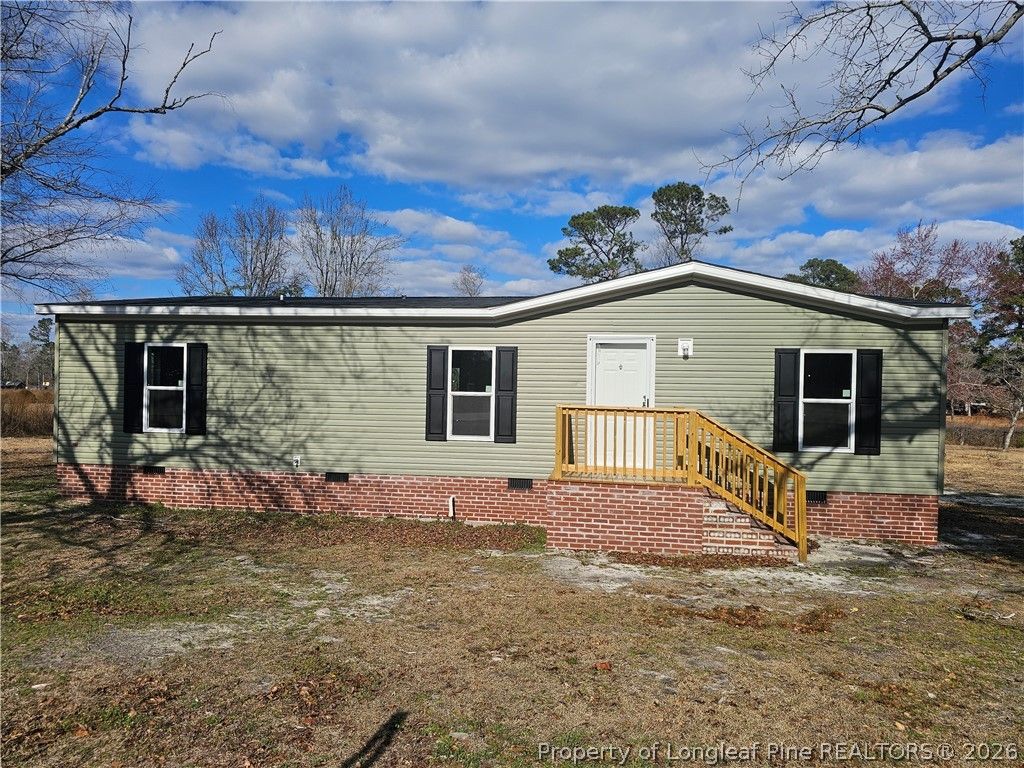 1875 NC-904, Fairmont, NC 28340