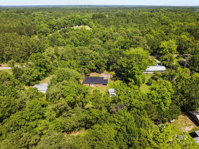 35893 Pine Road, Stapleton, AL 36578
