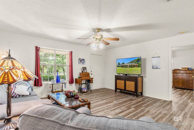 35893 Pine Road, Stapleton, AL 36578