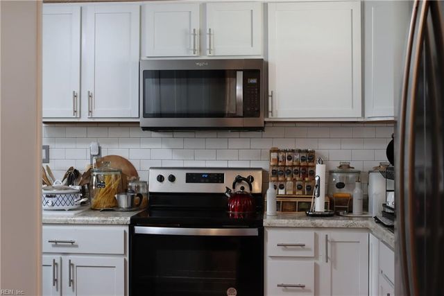 3200 Bruno DR, Chesapeake, VA 23323