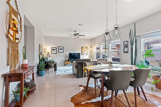 1009 Cadence DR, Pflugerville, TX 78660