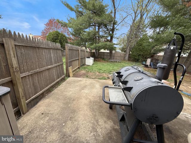 197 S HILL DR, Westampton, NJ 08060