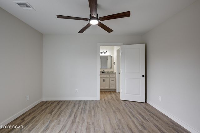 1732 Robertson Avenue, Carthage, MO 64836