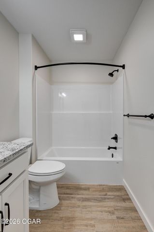 1732 Robertson Avenue, Carthage, MO 64836