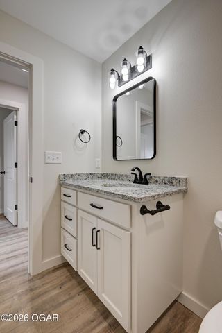 1732 Robertson Avenue, Carthage, MO 64836