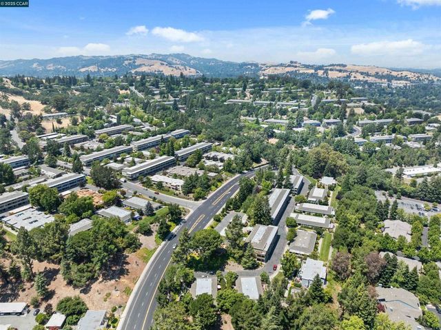 1508 Golden Rain Rd 1, Walnut Creek, CA 94595